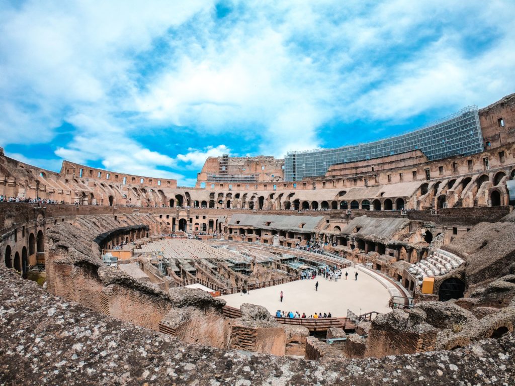 interieur-colisee-rome-1024x768-1